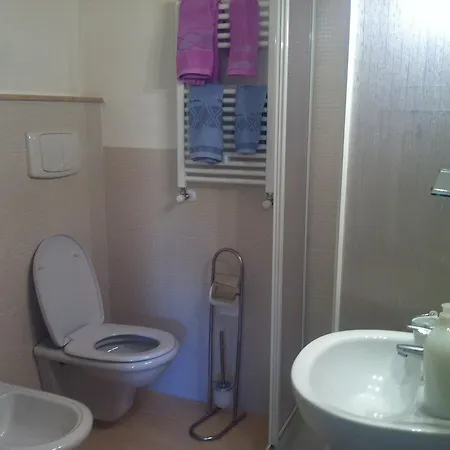 Alojamento de Acomodação e Pequeno-almoço Emmevvi Tropea