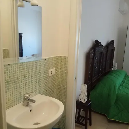 Emmevvi Alojamento de Acomodação e Pequeno-almoço Tropea