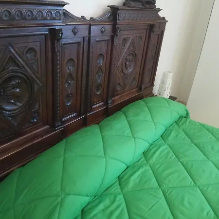 Alojamento de Acomodação e Pequeno-almoço Emmevvi Tropea